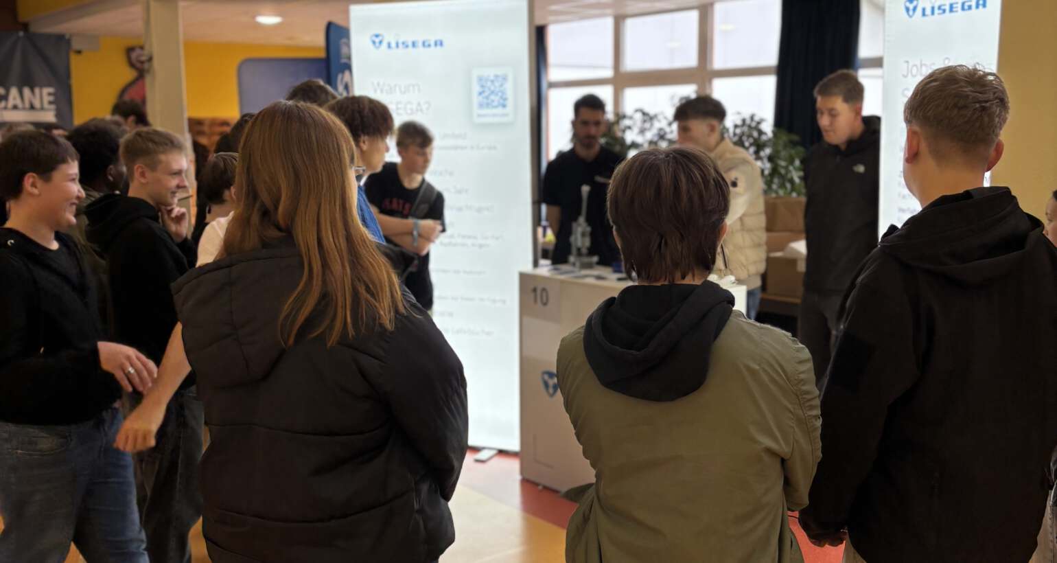 Berufsmesse an der BeekeSchule begeistert mit regionalen Unternehmen